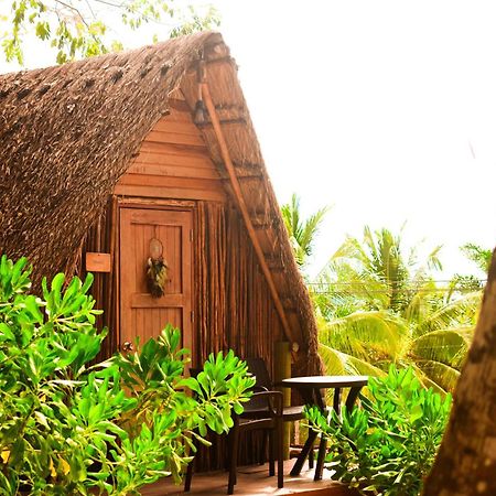 Hotel & Eco Cabanas Azul Maria Bacalar Bagian luar foto